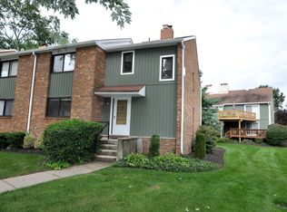 1 S Close, Moorestown, NJ 08057
