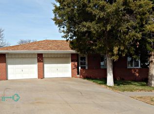 302 W 4th St, Larned, KS 67550