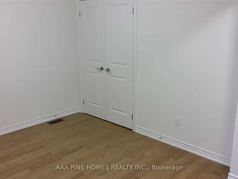 61 Laing Dr — Photo 15
