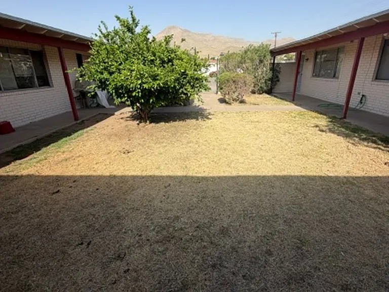 3905 Flory Ave #10 — Photo 2