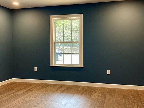 5th image of 48 Box Rd