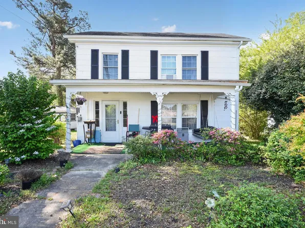 103 Seaboard Ave, La Crosse, VA 23950
