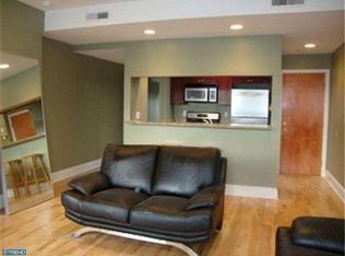 719 S 16th St, Philadelphia, PA 19146