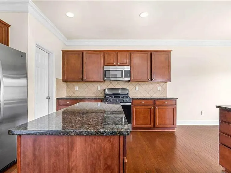2588 Cannon Farm Ln — Photo 13