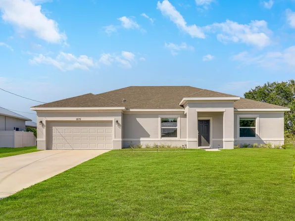 1875 SE North Buttonwood Drive, Port St Lucie, FL 34952