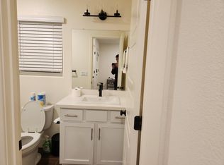 1659 Thistle Ln, Los Banos, CA 93635