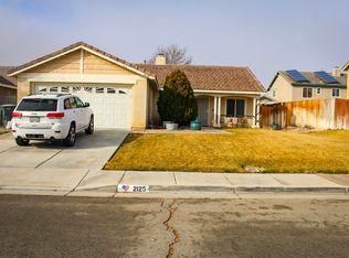 2125 Manchester St, Rosamond, CA 93560