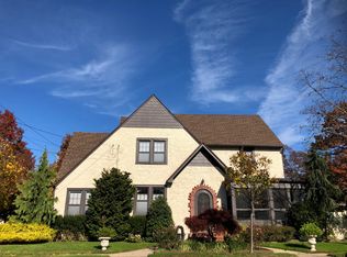 253 E Chester St, Valley Stream, NY 11580