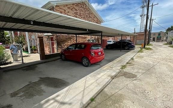 5th image of 4513 Avenue P 1/2