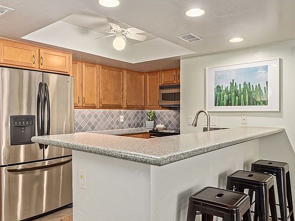 5th image of 2935 N 68th St Unit 130
