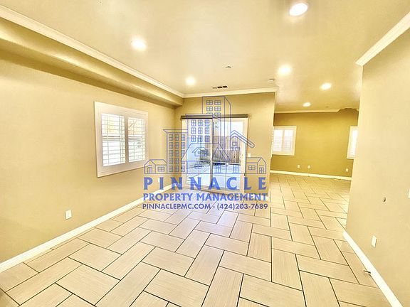 4th image of 713 W 164th St #B