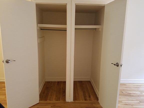2nd image of 448 W 55th St APT 1C