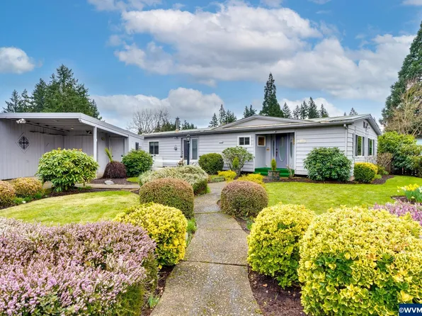 21986 Laurel Ave NE, Aurora, OR 97002