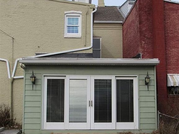 4th image of 527 Hellam St