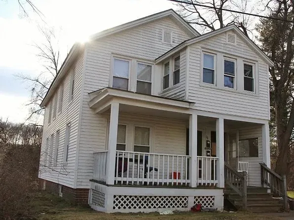 18 Sunrise Ave, Amherst, MA 01002