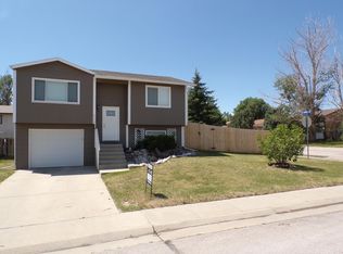 2110 S Emerson Ave, Gillette, WY 82718