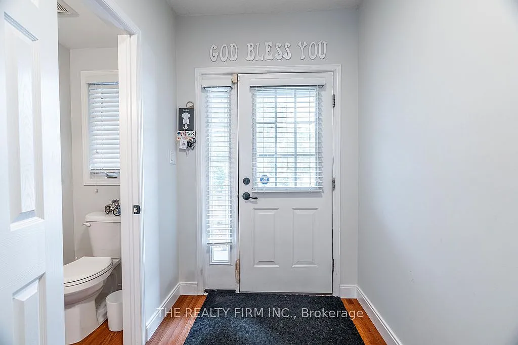 3 bed, $2,900 — Photo 3