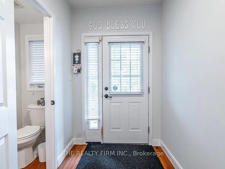 320 Ambleside Dr #30 — Photo 3