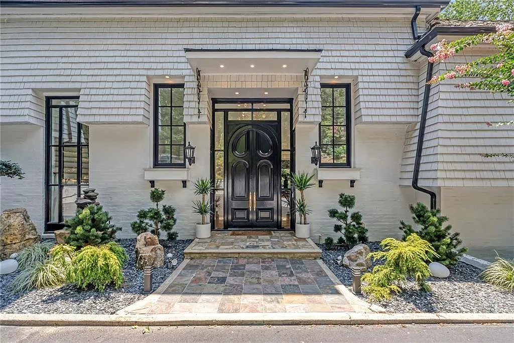 5 bed, 11.0 bath, 9403 sqft, $35,000 — Photo 4