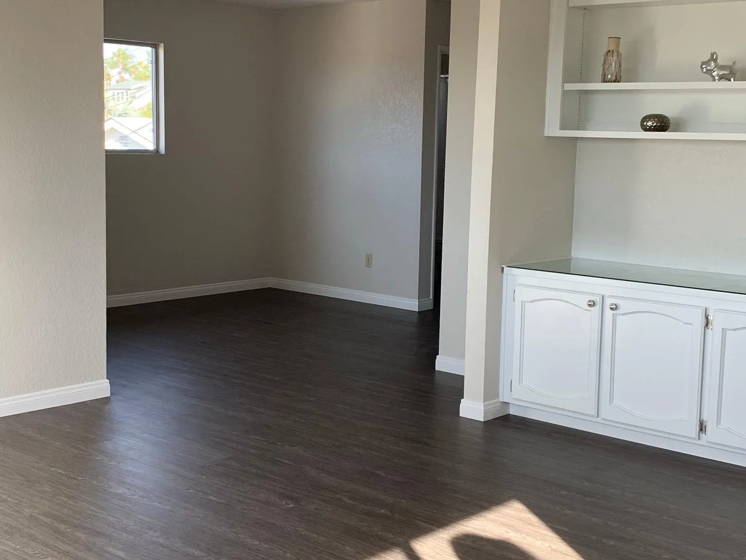 2 bed, 800 sqft, $3,150 — Photo 4