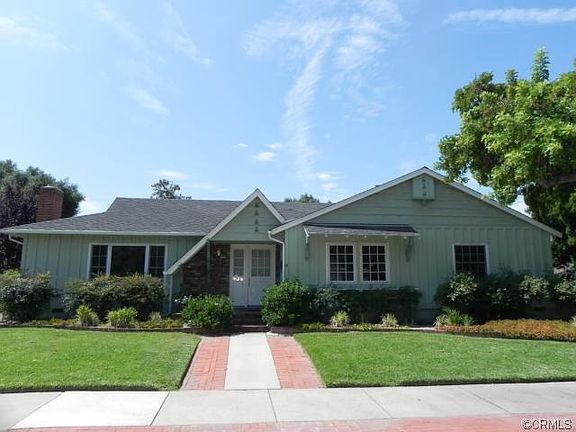 2nd image of 828 Kent Dr