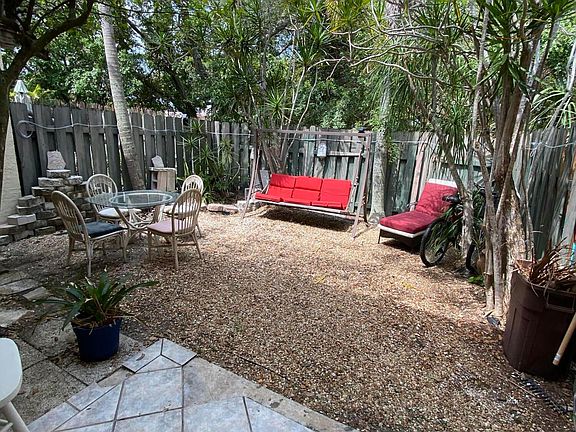 3rd image of 8755 Banyan Way #1875
