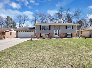 1450 Lincoln Ter, Minneapolis, MN 55421