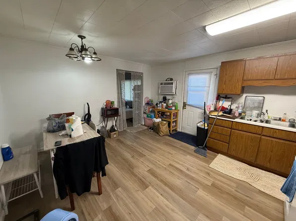 817-825 King St, 817-825 King St #817, La Crosse, WI 54601