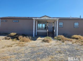 5500 Shoshone Dr, Silver Springs, NV