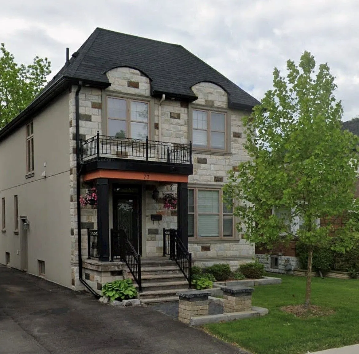 2 bed, $1,800 — Photo 1