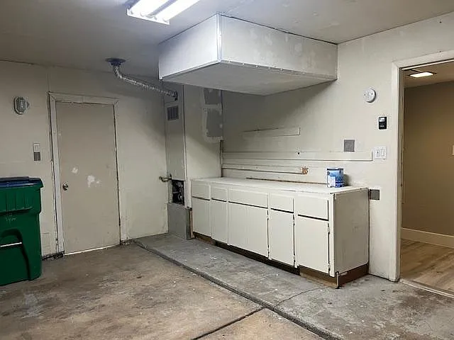 workbench in garage