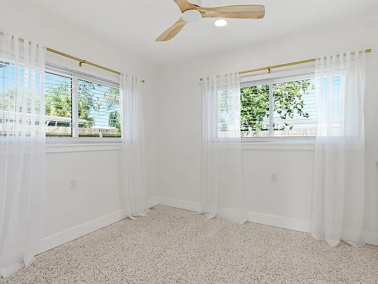 2488 Del Rio Way — Photo 17