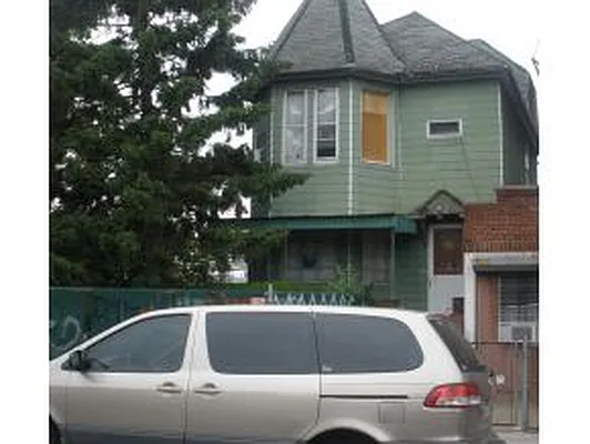 Sold by Weichert Realtors The Franzese Group | media 6