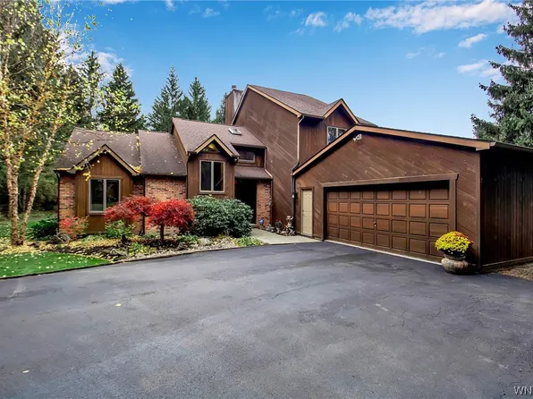 4340 Reiter Rd, East Aurora, NY 14052