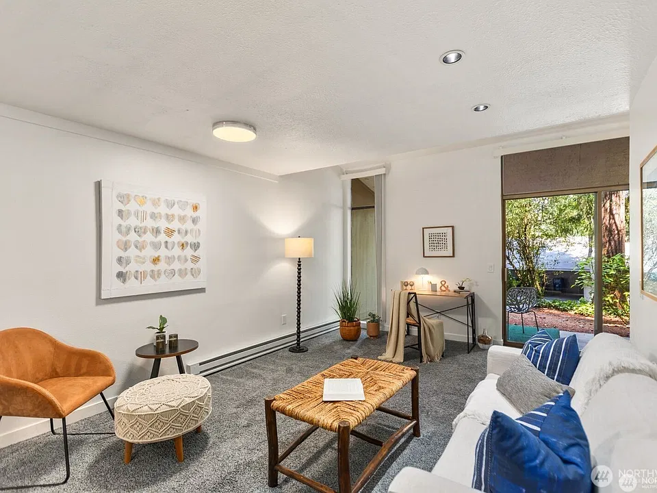 Sixty-01 Amd Condo - 13772 NE 60th St Redmond WA | Zillow