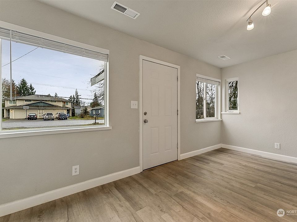 117 131st St E WA Zillow