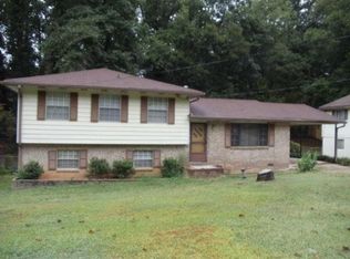 1102 Deleon Ct, Clarkston, GA 30021