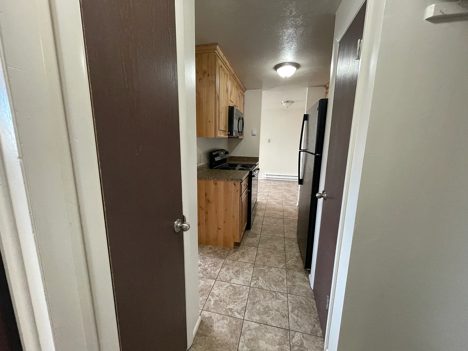 2 bed, 750 sqft, $1,225 — Photo 1