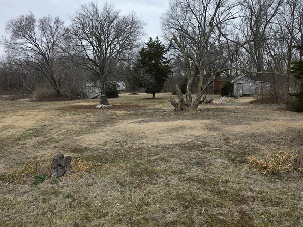 14635 SW 150th St, Rose Hill, KS 67133