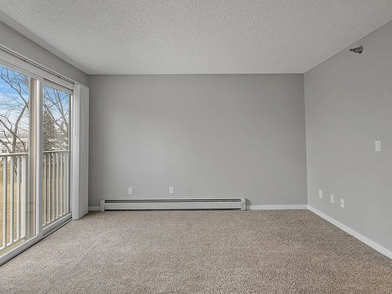 Hillcrest Place — Photo 41