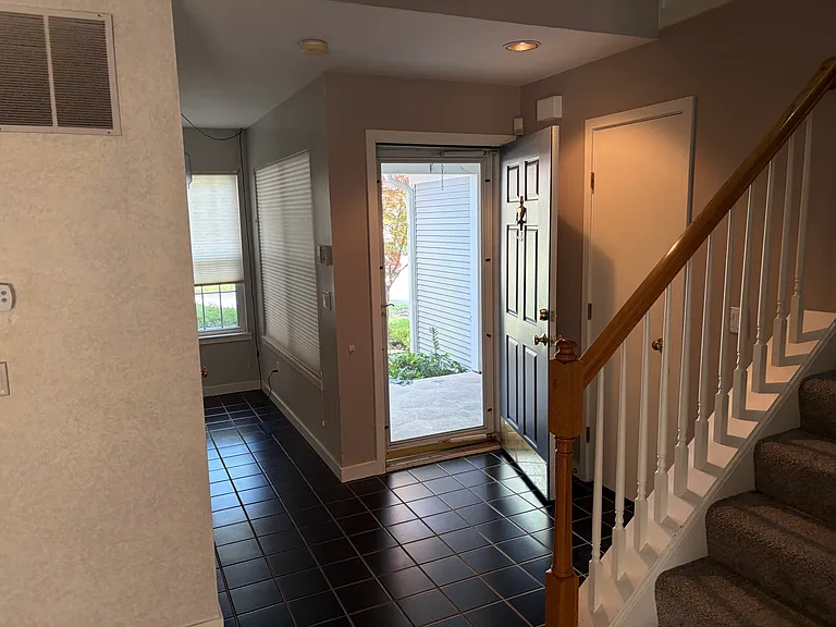 5055 Bristol Ct — Photo 12
