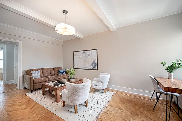 Sold by Compass | media 25