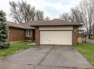 3438 S Geri Ct, Springfield, MO 65807