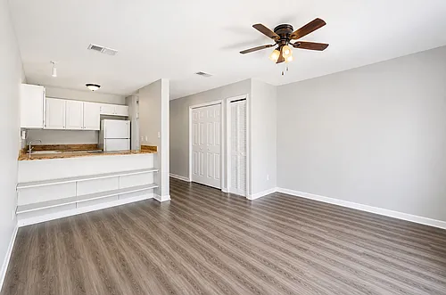 8124 Stonebrook Dr #1 Photo 1 8124 Stonebrook Dr #1 Photo 1