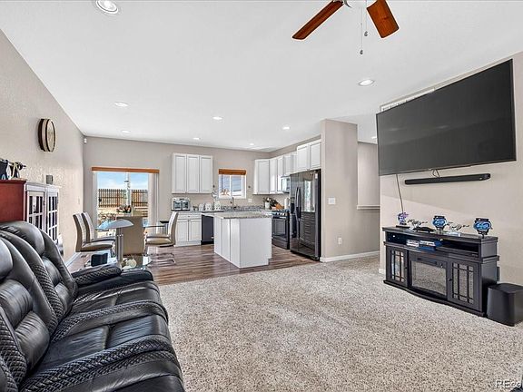 4th image of 303 S 2nd Avenue