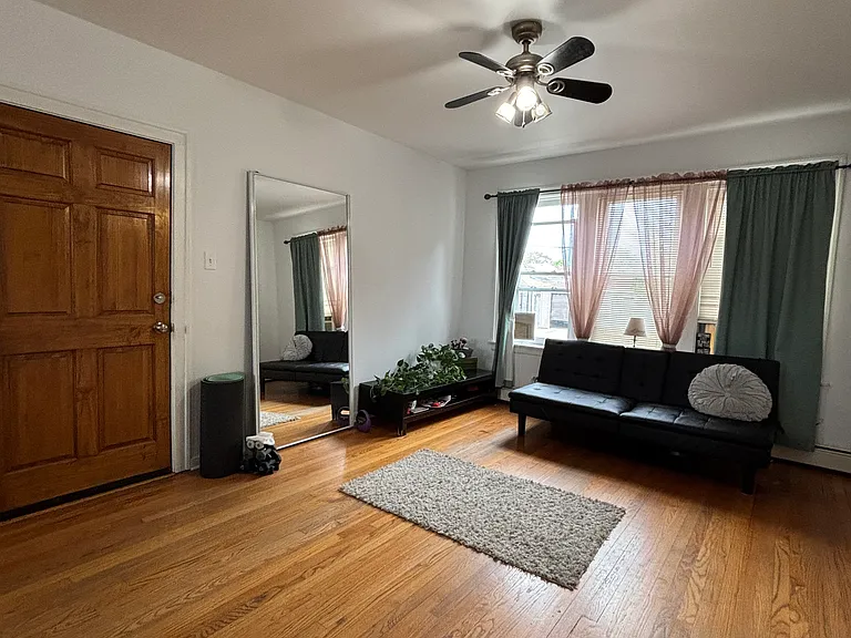 2608 N Leclaire Ave #1 — Photo 2