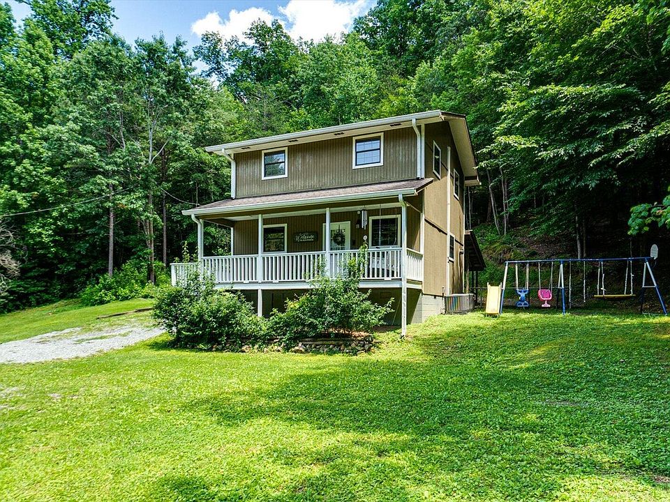 1st image of 2403 Chamberlain Rd