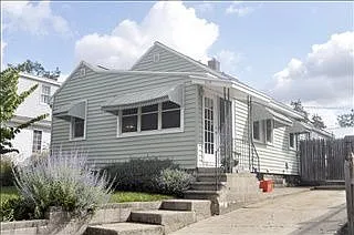 315 Sherman Dr photo 1