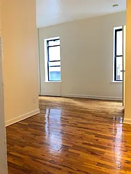 Rented by KNOCKKNOCK LLC