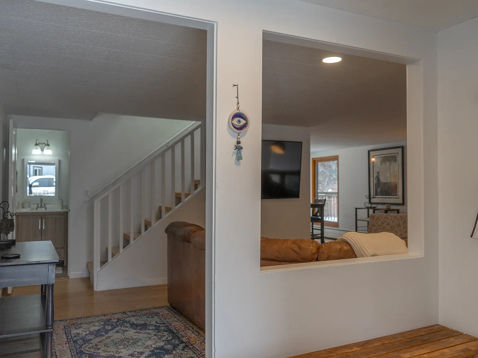 3 bed, 1800 sqft, $11,500 — Photo 1